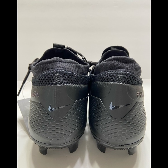 nike phantom vision pro cleats